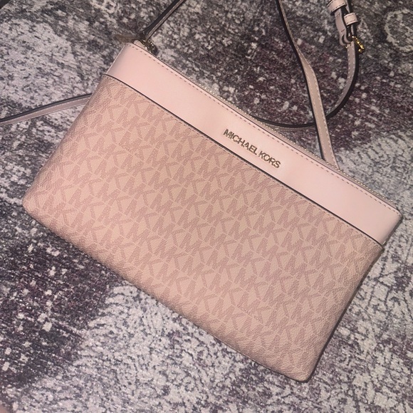 Light Pink Michael Kors Crossbody - Picture 1 of 2